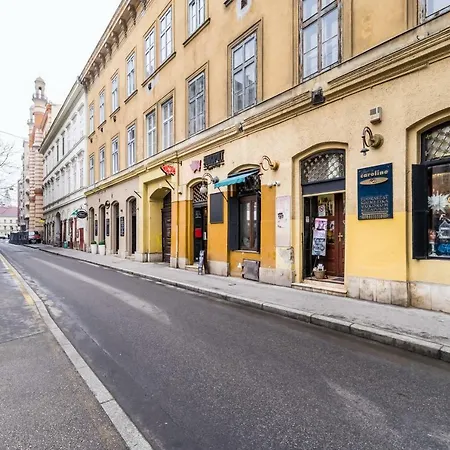 Bpr Bright Sapphire Budapest