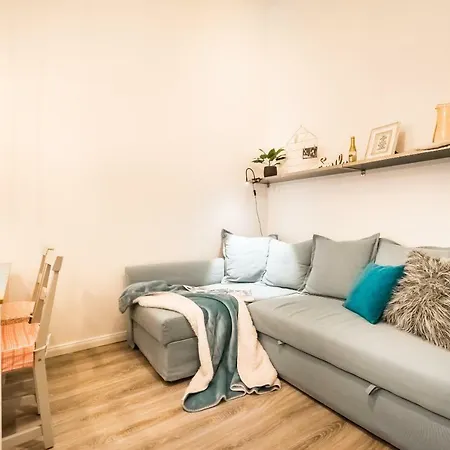 Apartment St Stephen Boulevard Next To Danube *