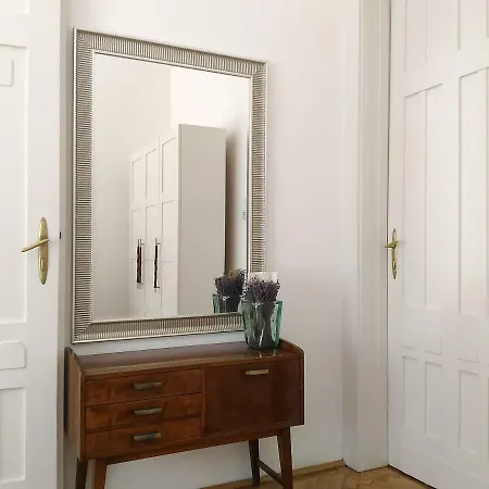 3 Bedrooms Suite, 2 Bathrooms, Balcony At Opera Budapest