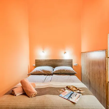 Bpr Luminous Design Apartment Budapest