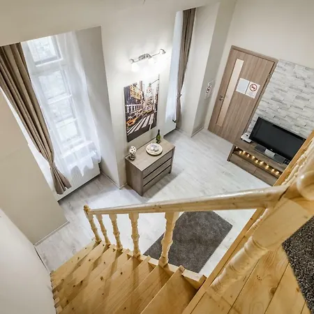 Bpr Luminous Design Budapešť