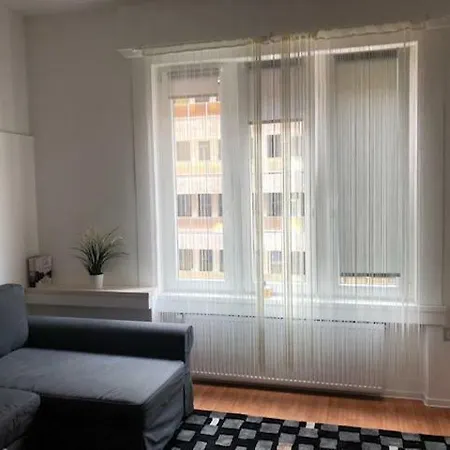 Apartment O&b