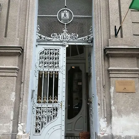 Garibaldi Apartman * Budapest