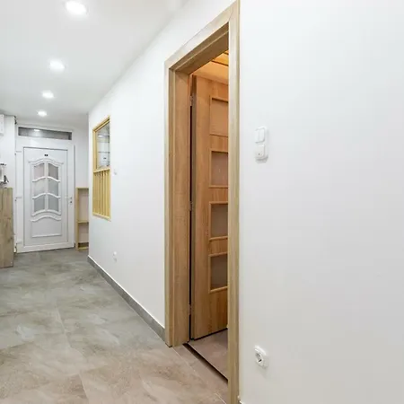 House4us.central Budapest.luxury Apartment. Deak Ferenc Ter *
