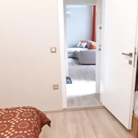 Modern, Quiet & Cozy In The Middle Of Downtown Near Danube At Fashion Street Apartment Budapest