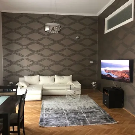 Lendvay Palace Apartman