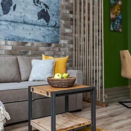 Kira Apartment *