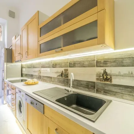 Luxury Ab Apartment *