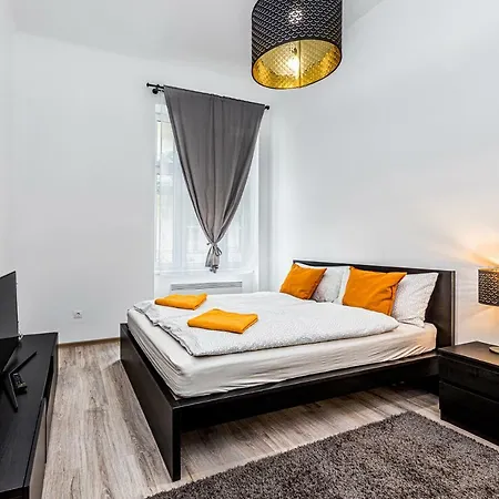 Apartment Precious Spot