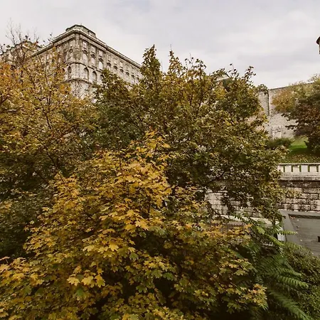 Apartment Luxury View On To The Castle *