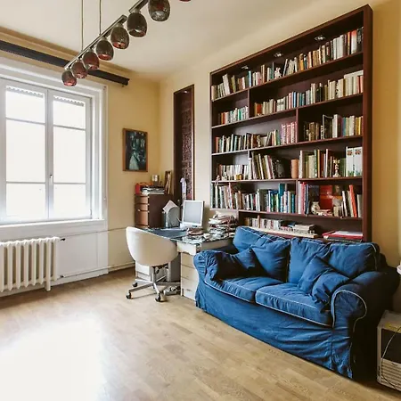 Luxury View On To The Castle Apartment Budapest