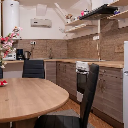 Bubu- Butterfly's Apartment