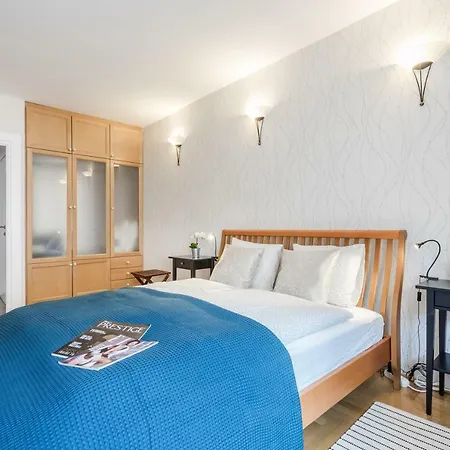 Apartment Bpr Golden Corner With Balcony & A/c Budapest