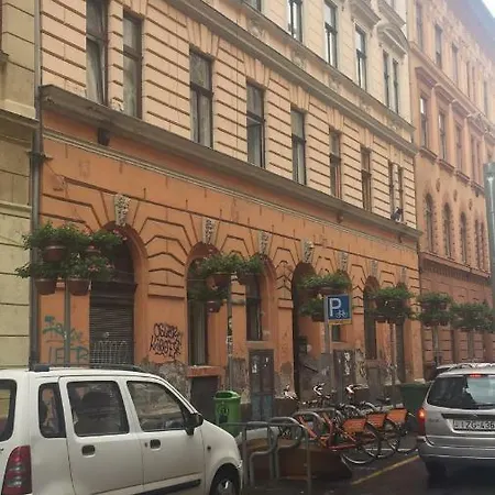 No.7 In The Centre * Budapest