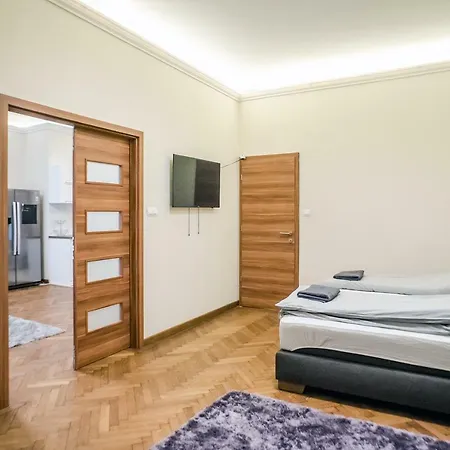Downtown Szemere Apartman