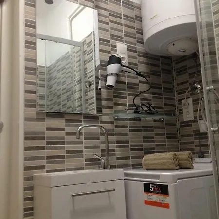 A+ Apartment *