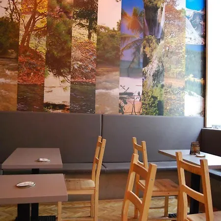 Hobar Hostal *