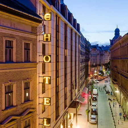 Hotel Danubius Erzsébet Center 3*