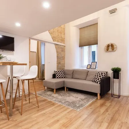 Apartment Bqa- Quality Apartments, Best Location *