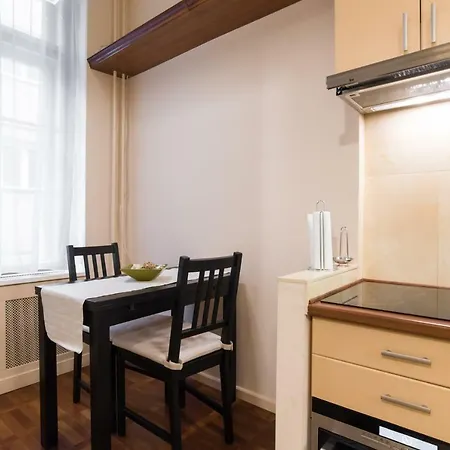 Apartment Stollar Business Style At Parliament *