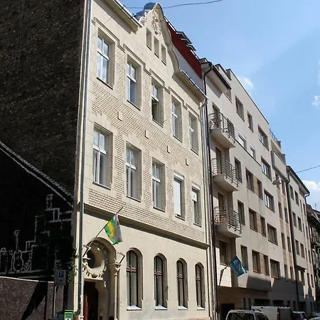 Apartment The Prince's Neighbour With Free Garage *