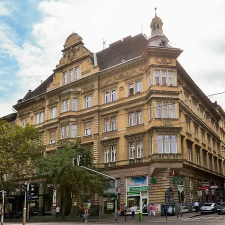 Broadway * Budapest