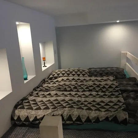 Apartment Nefelejcs Utca 9 Budapest