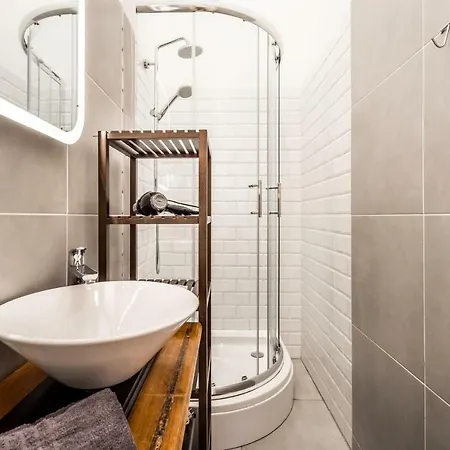 Hello Downtown - Movie Apartamento Budapest