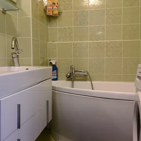 1,5 Szobás Terasszal,közel A Széchenyi Fürdőhöz *