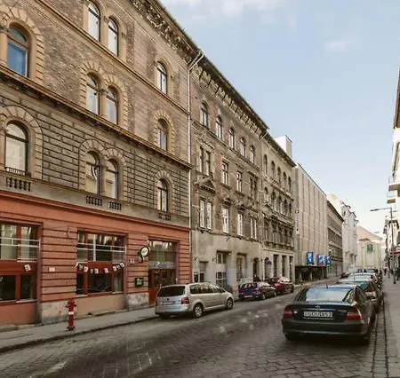 Downtown Akacfa 58 Apartment Budapest