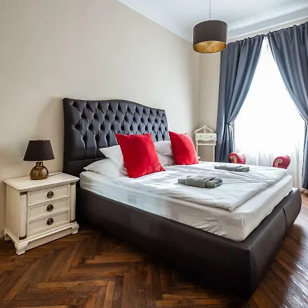 Center,the Rumbach Apartamento *