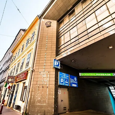 Bpr Emerald Apartment *
