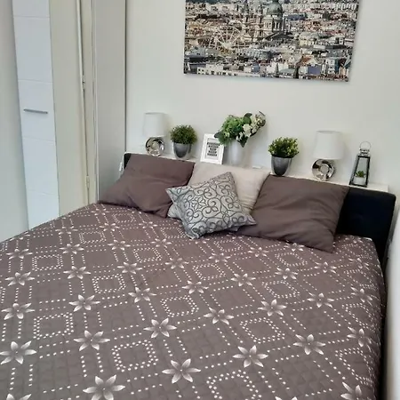 Apartment Abc *