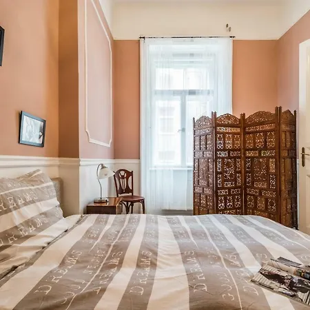 Maison Orange & Maison Rose Apartment Budapest