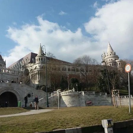 Apartman Castle Base *