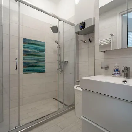 Abc Apartment *