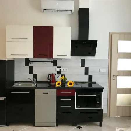 Apartment Sunflowers *
