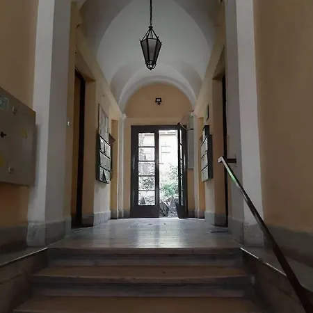 Design In The Center With Ac Apartment