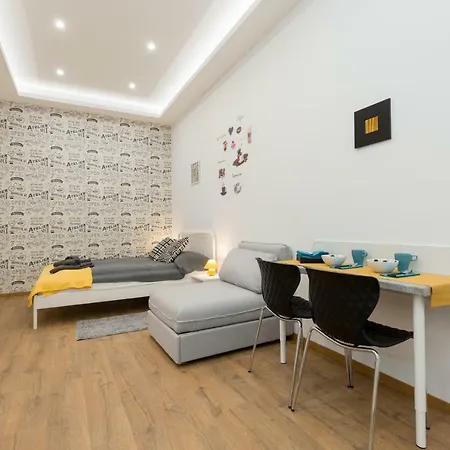 Apartment Holidays Downtown *