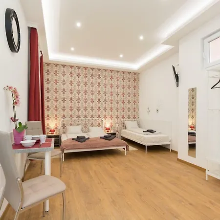 Holidays Downtown Apartment