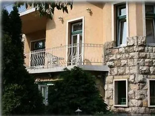 Kristal Otel 3*