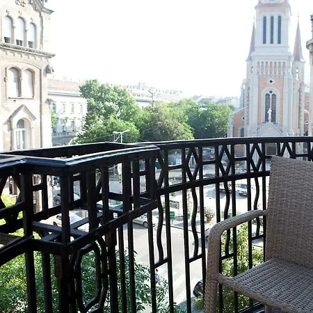 New Grandriverbudapest - 120 Sqm - Elevator Apartment *