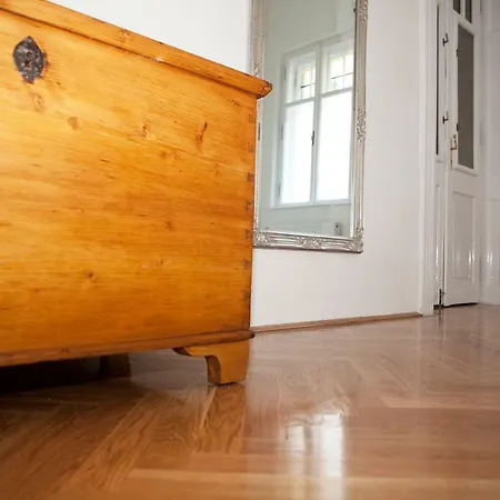 New Grandriverbudapest - 120 Sqm - Elevator Apartment Budapest