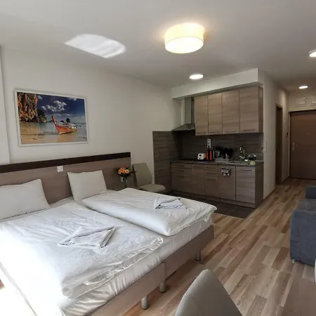 Apartmanhotel Corvin