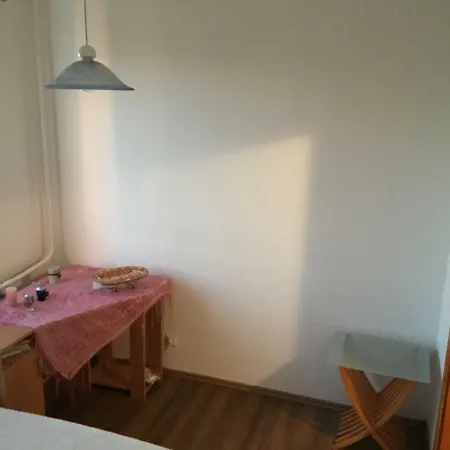 Ujpest Lakas Apartment *