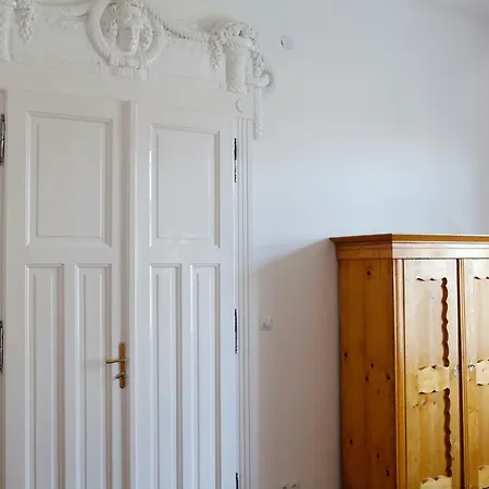 New Grandriverbudapest - 120 Sqm - Elevator Apartment *