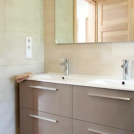 Buda Valley: With Garden Apartment *