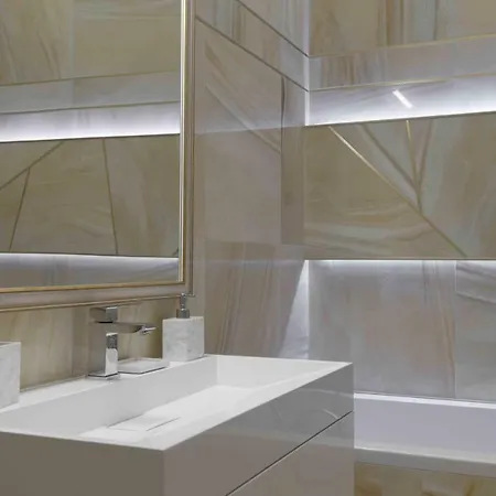 Apartment Onyx Luxury - Free Airport Shuttle *