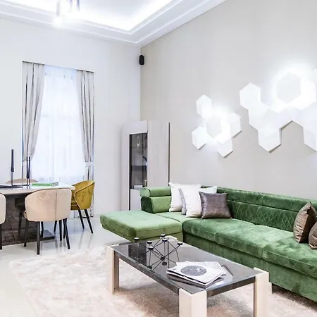 Apartment Onyx Luxury - Free Airport Shuttle *