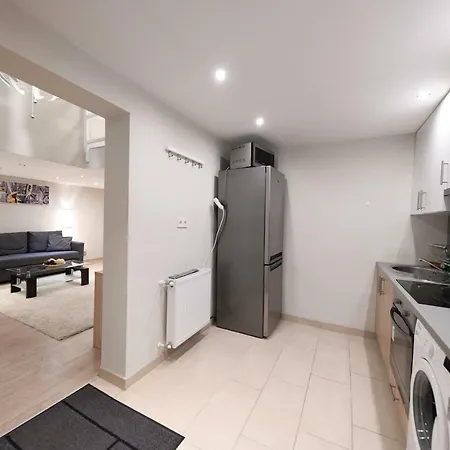 Cosy 2 Bedroom Flat In The Heart Of Budapešť